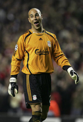 瓜帅：这是谢尔基第一次插花脚传中，他要学习梅西踢得更简洁（瓜迪奥拉：谢尔基首次用插花脚传中，需向梅西学习踢得更简洁）