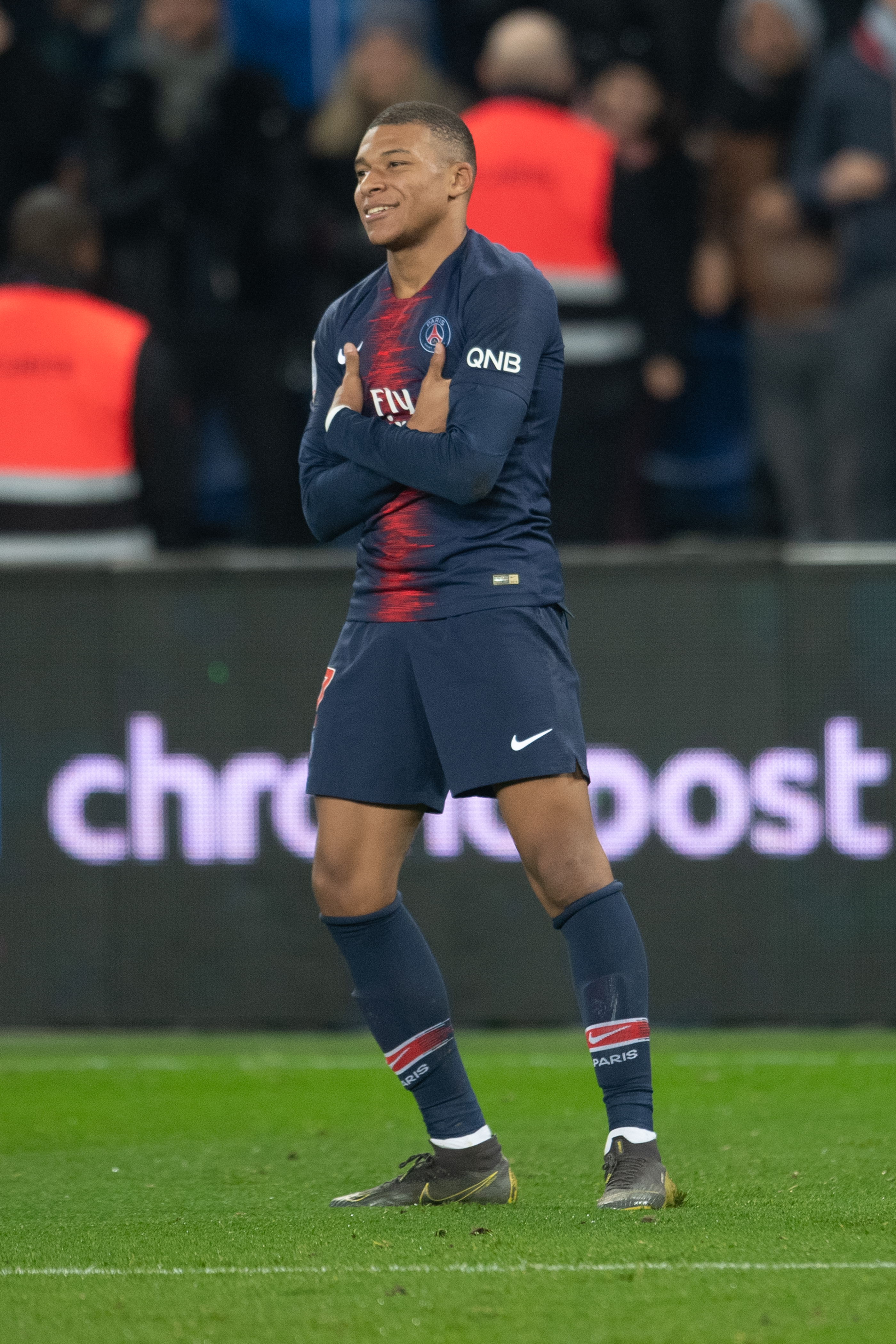 ATP总决赛第2日综述：弗里茨横扫穆塞蒂，辛纳室内硬地27连胜（ATP年终总决赛第2比赛日战报：弗里茨轻取穆塞蒂，辛纳室内硬地连胜刷新至27场）