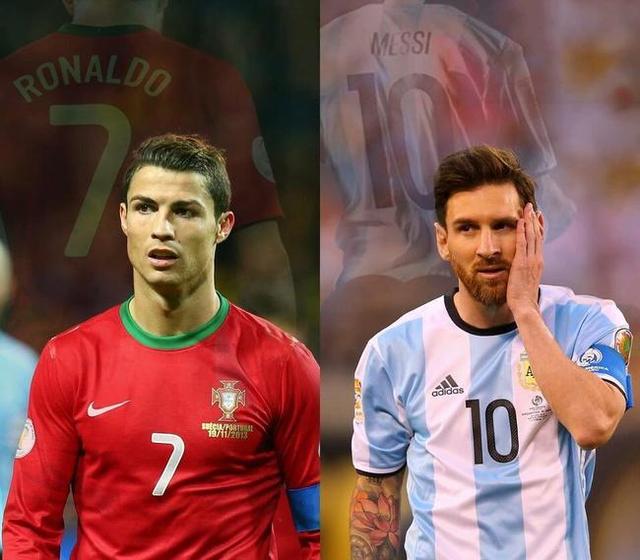 特伦斯·克劳福德因拒缴WBC制裁费被剥夺拳王头衔，引发争议，拳迷对其立场分化，争议持续。（因拒缴WBC制裁费，特伦斯·克劳福德被撤销拳王头衔；风波未息，拳迷立场分化）