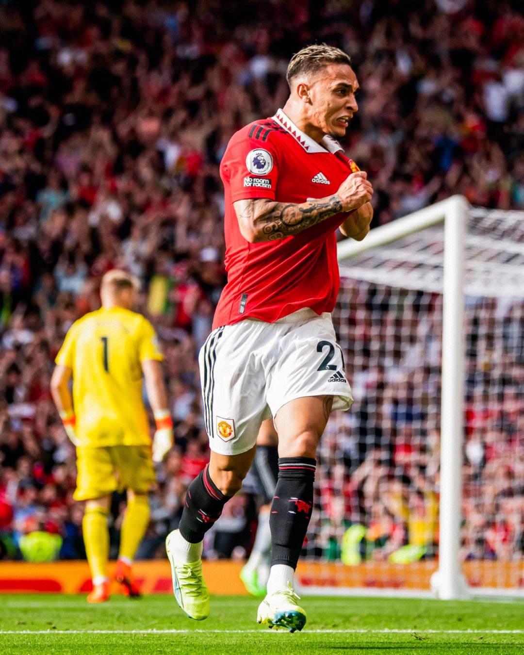 斯洛文尼亚依靠核心发挥晋级（核心发威助斯洛文尼亚晋级）