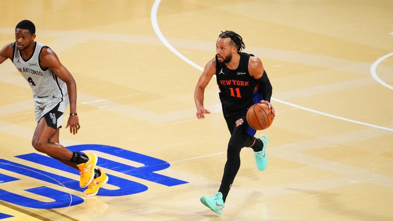 女子篮球联盟赛季焦点球员表现（女子篮球联盟本季焦点球员表现盘点）