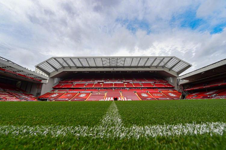 经历车祸事件后首次出场，何塞普：对未来挑战有更清晰的认识（车祸后首次亮相，何塞普：对未来挑战有了更清晰的认知）