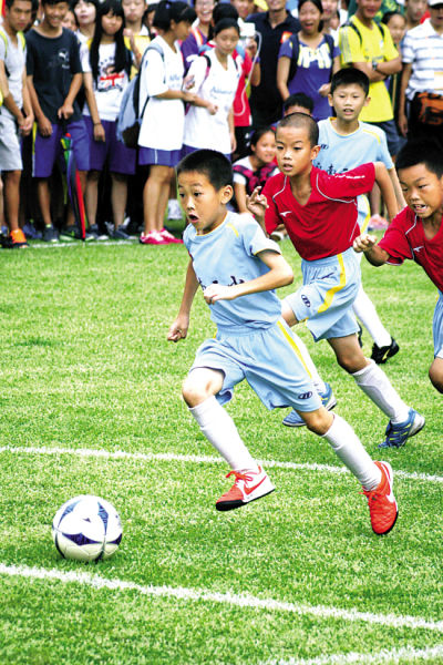 佩蒂特：若巴萨抛出橄榄枝，阿尔特塔可能会被诱惑回到西班牙（佩蒂特：巴萨若发出邀请，阿尔特塔或将心动回归西班牙）